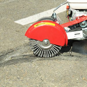 Pro-Crack-Cleaner-action-crevice-500px-300x300