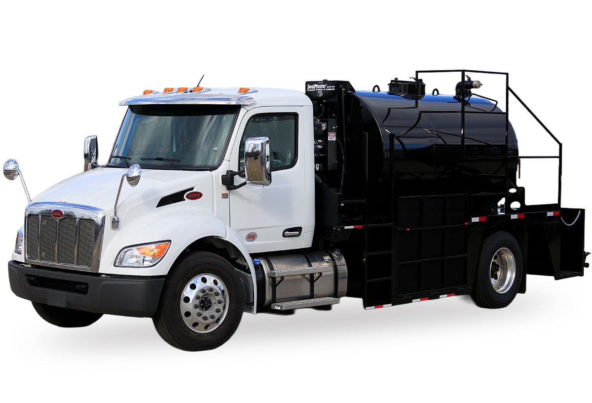 custom-truck-mounting-angle3 SealCoat spray System trailer, equipo de aerosol SealCoat, equipo de sealcoating, TR 575 SprayMaster trailer, SealMaster