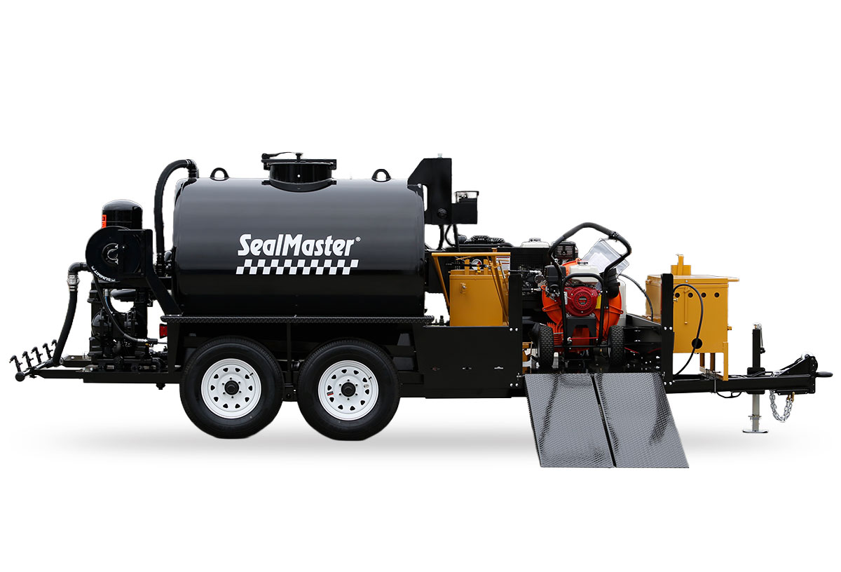 tr-750XD-angle1 SealCoat spray System trailer, equipo de aerosol SealCoat, equipo de sealcoating, TR 575 SprayMaster trailer, SealMaster